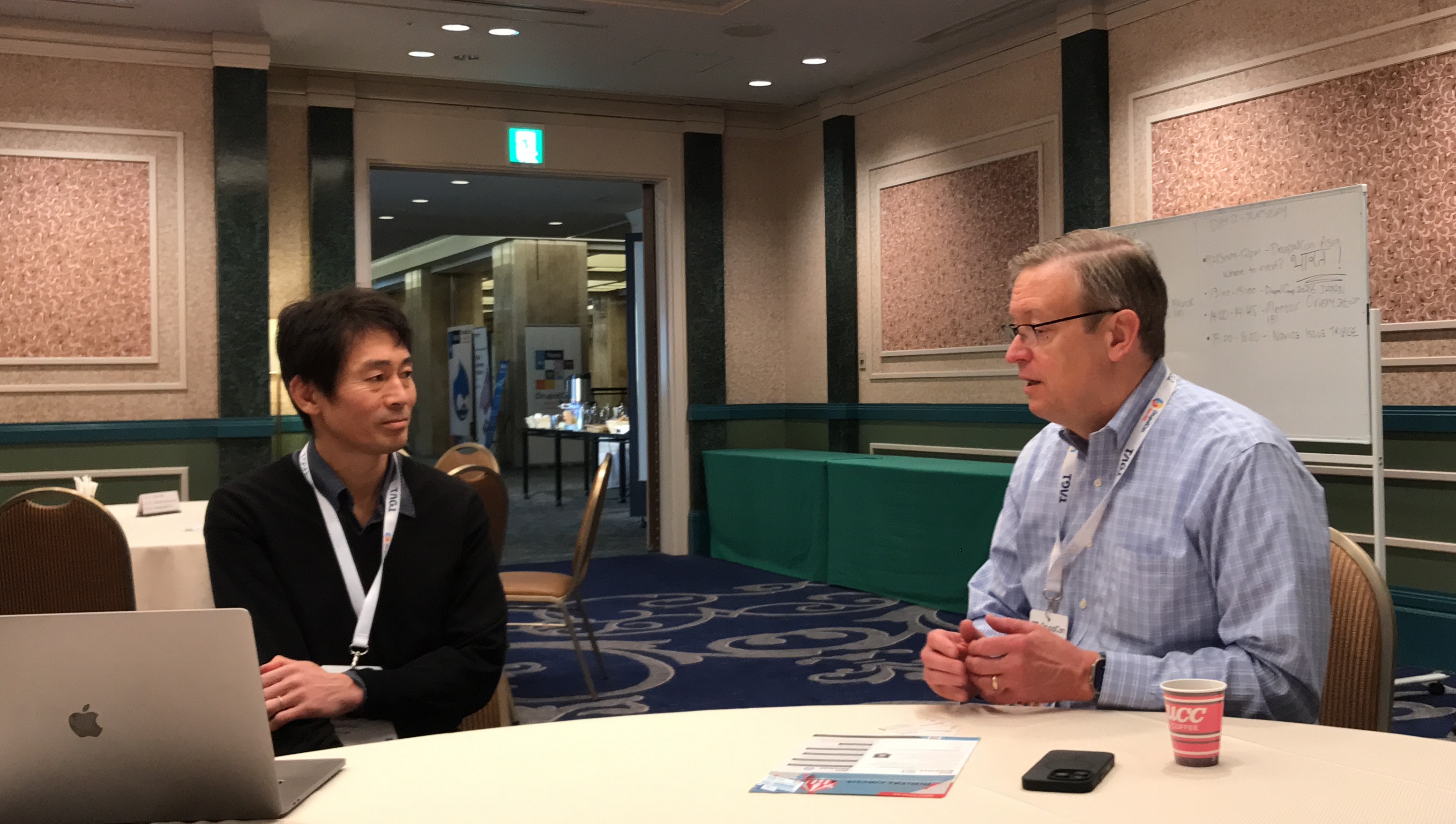 インタビューの様子